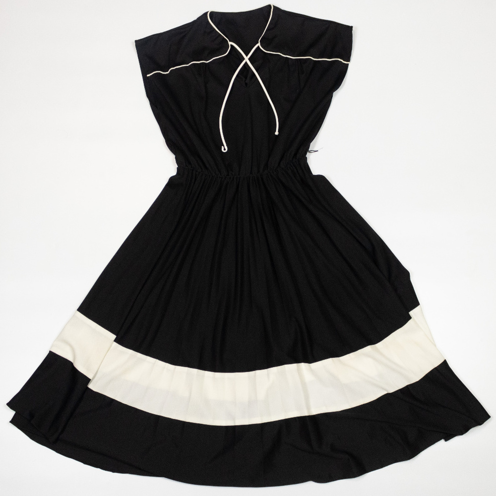 Vtg 70s Little Black Dress Pleated Skirt